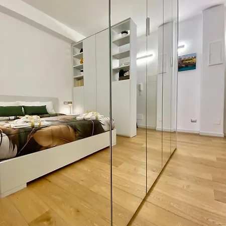 A&a Piccinni Apartman *